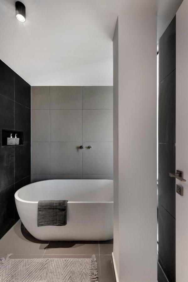 Yefet - By Tlv Apartment