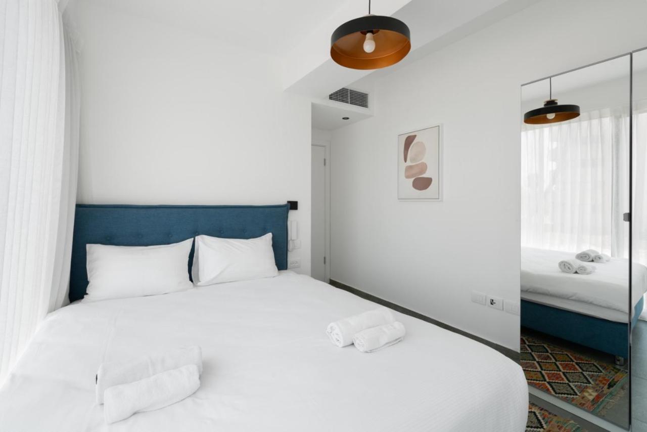 Yefet - By Tlv Apartment *
